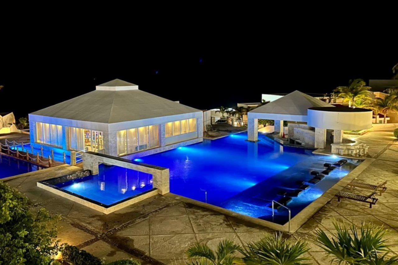 Solymar Beach Condos Cancún Kültér fotó