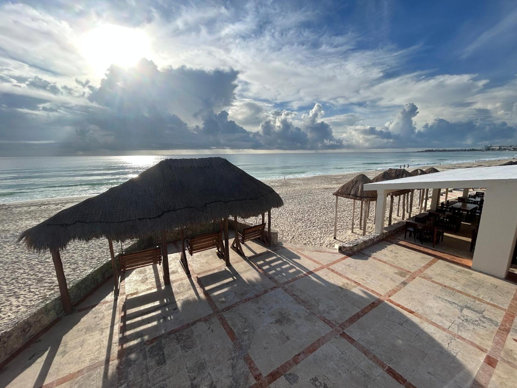 Solymar Beach Condos Cancún Kültér fotó