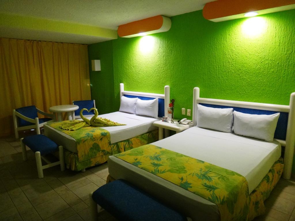 Solymar Beach Condos Cancún Kültér fotó